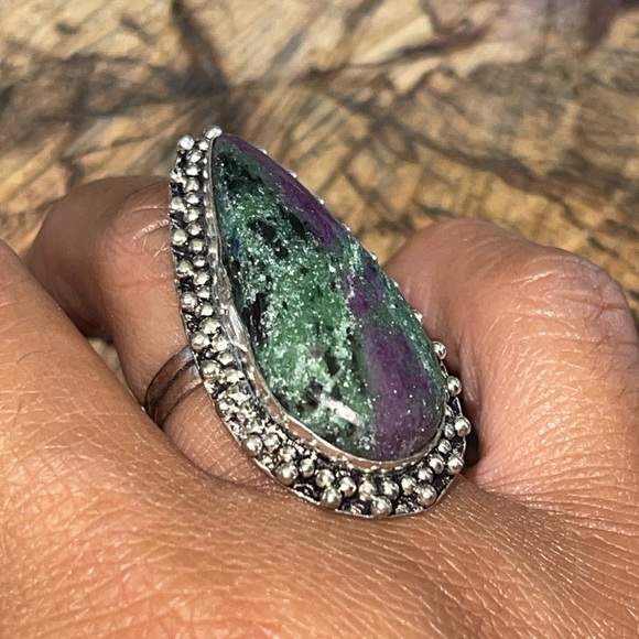 Ruby Zoisite Ring Size 8 - Picture 3 of 9